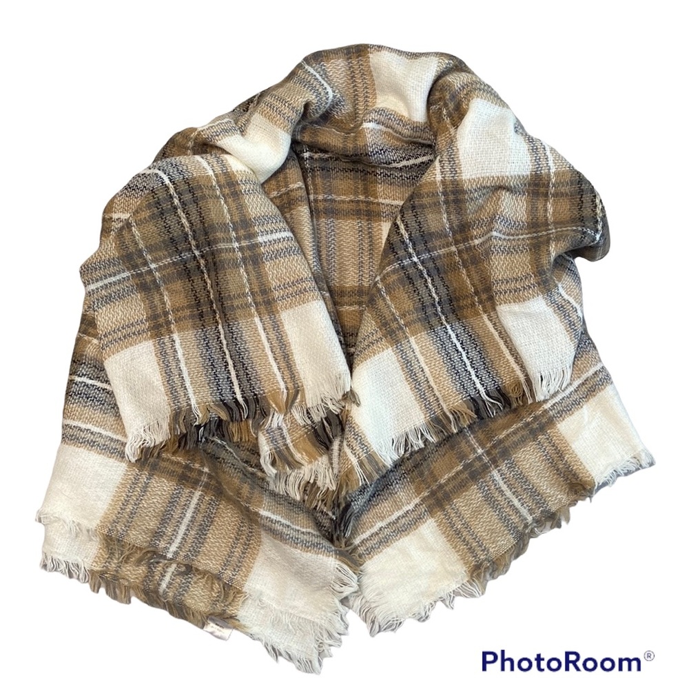Plaid Wrap 50”x53”